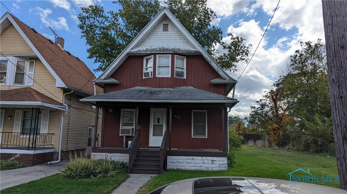 627 Curtis Street - Photo 1