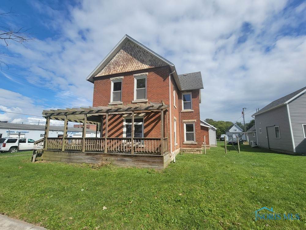 203 Williams Street - Photo 1