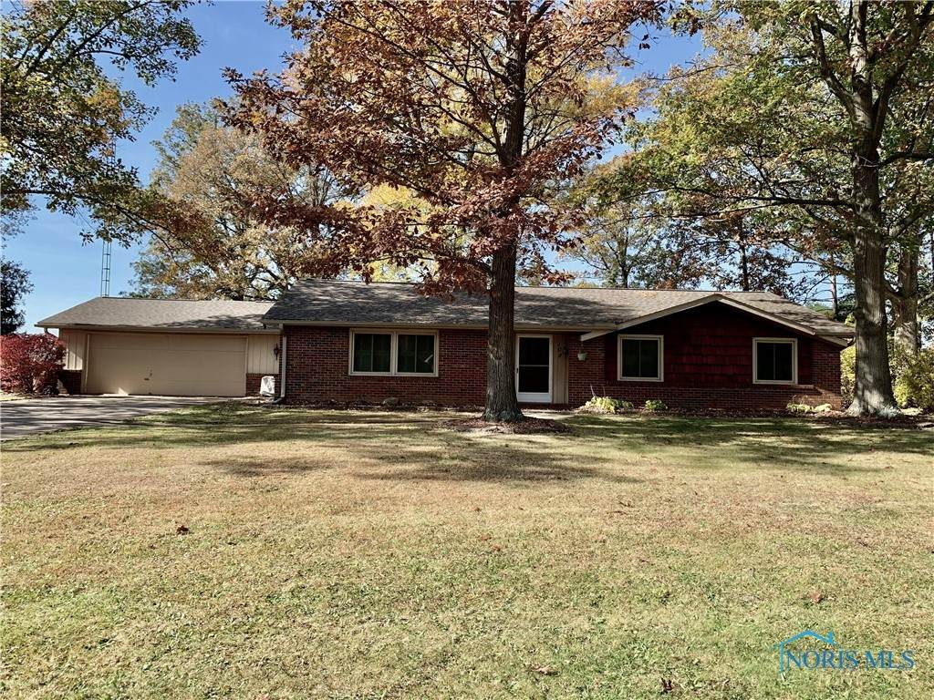 109 Oak Meadows Drive - Photo 1