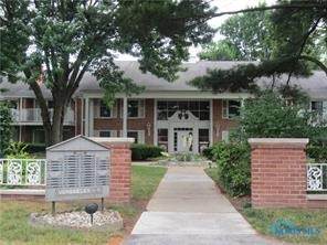 5679 Monroe Street - Photo 1