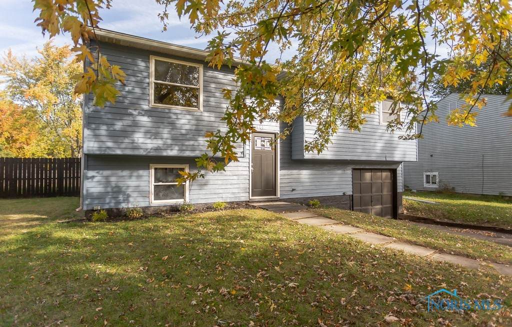 3844 House Of Stuart Avenue - Photo 1