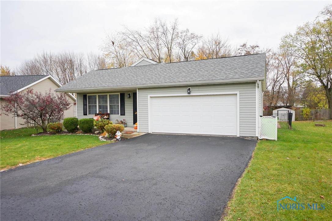 1007 Crystal Lane - Photo 1