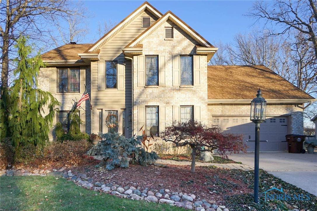 1931 Redwood Drive - Photo 1