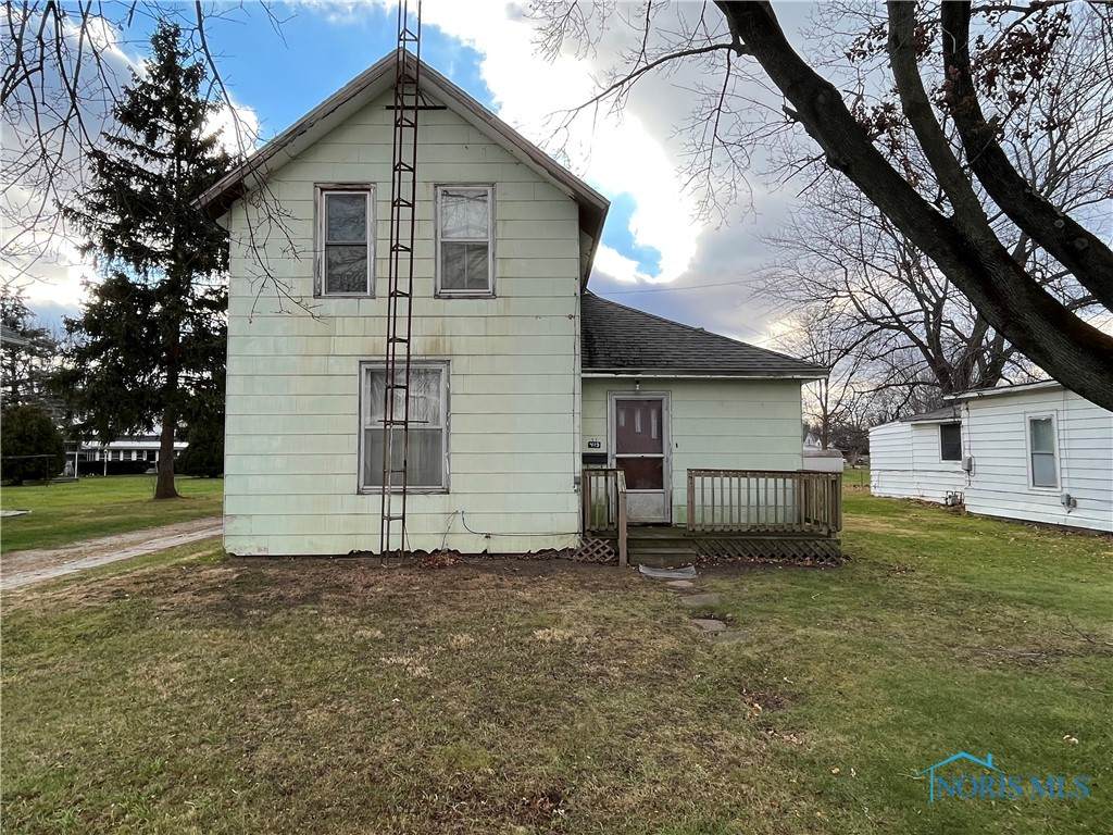419 Appian Avenue - Photo 1