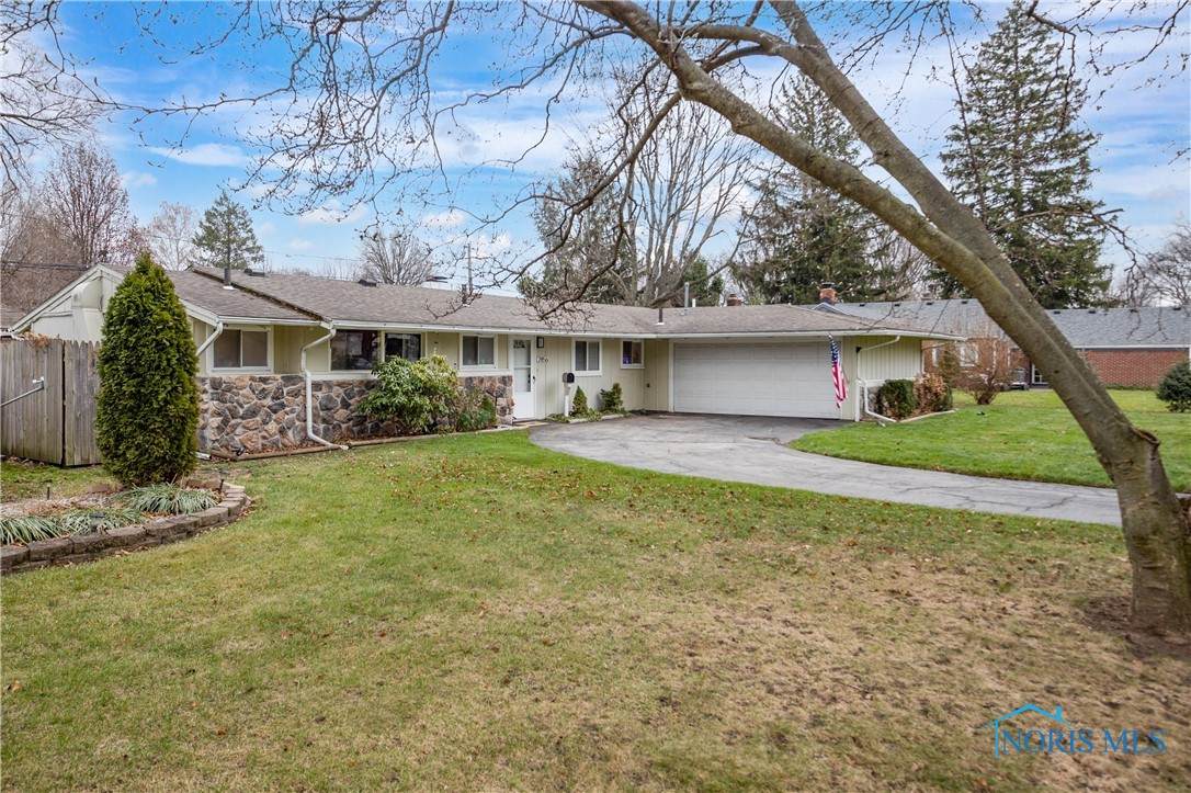 2856 Wicklow Road - Photo 1