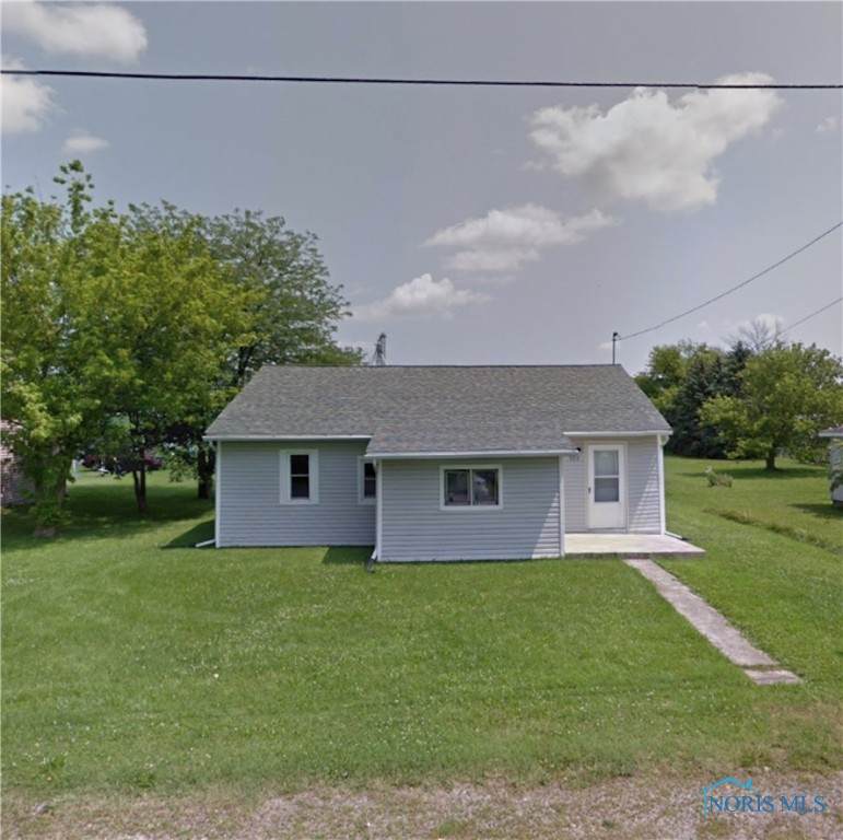 504 Collins Avenue - Photo 1