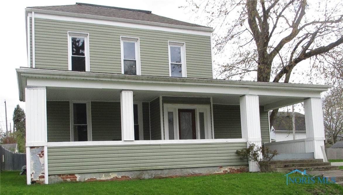 221 Hopkins Street - Photo 1