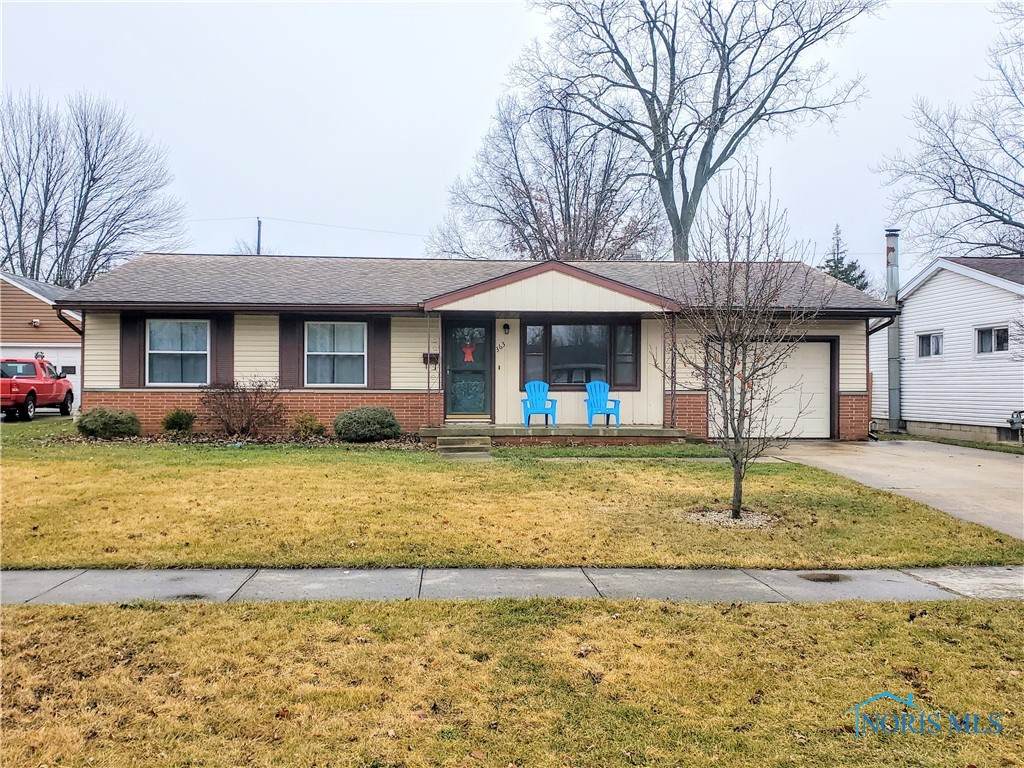 363 Rosewood Avenue - Photo 1