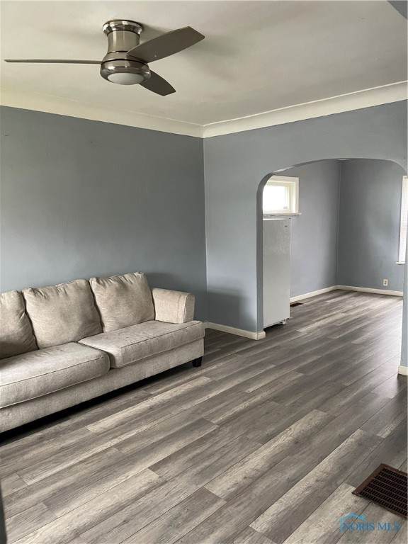 3261 Maplewood Avenue - Photo 1