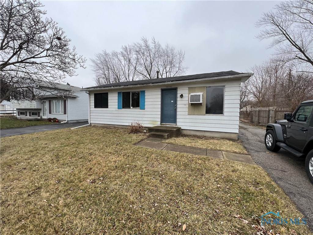 4151 Hill Avenue - Photo 1