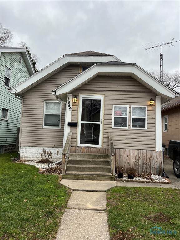 1949 Barrows Street - Photo 1