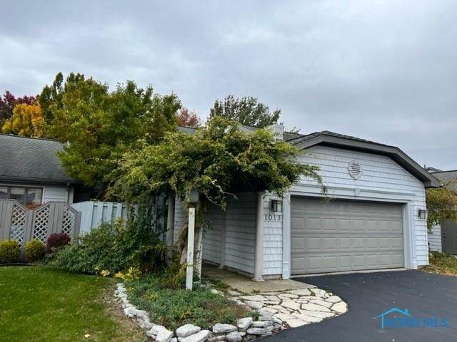 1013 Fox Run Road - Photo 1