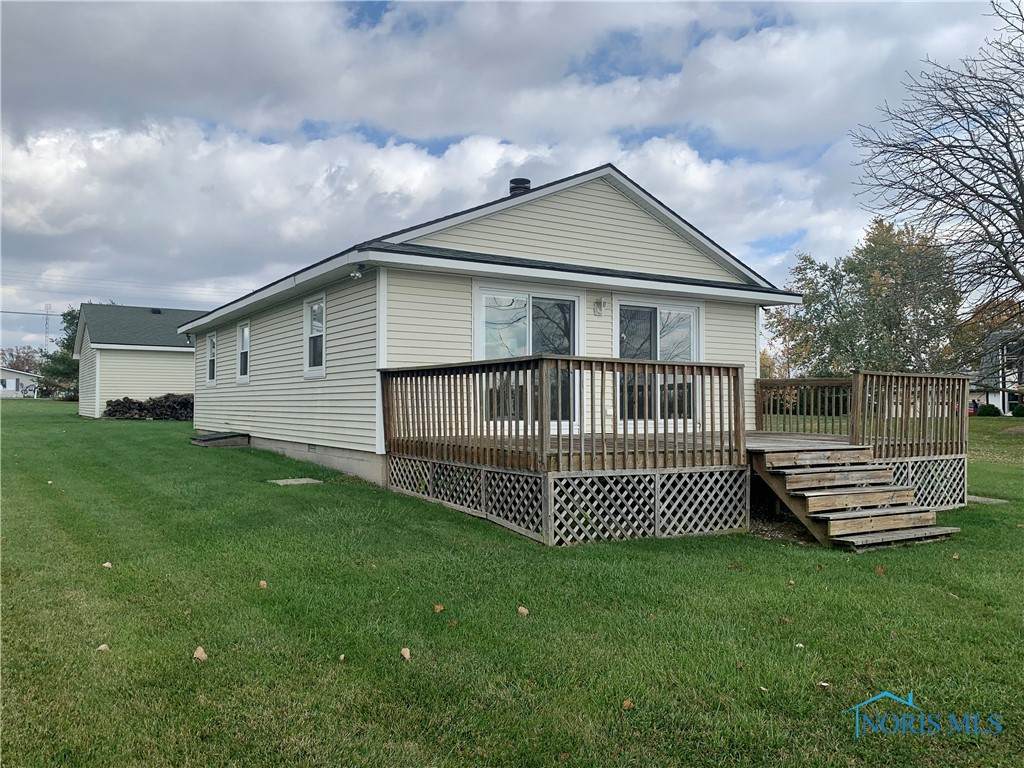 158 Seneca Drive - Photo 1