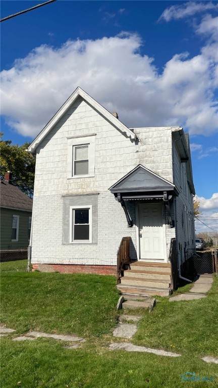 1120 Gordon Street - Photo 1