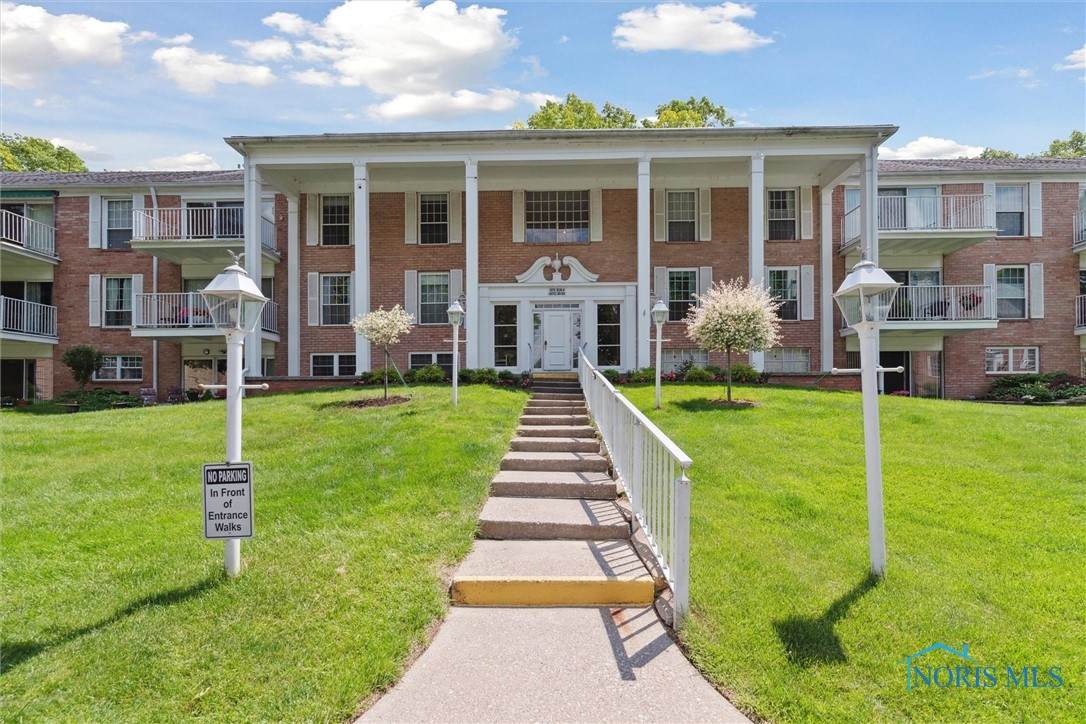 5679 Monroe Street 1106, Sylvania, OH 43560 (MLS 6115575) Key Realty