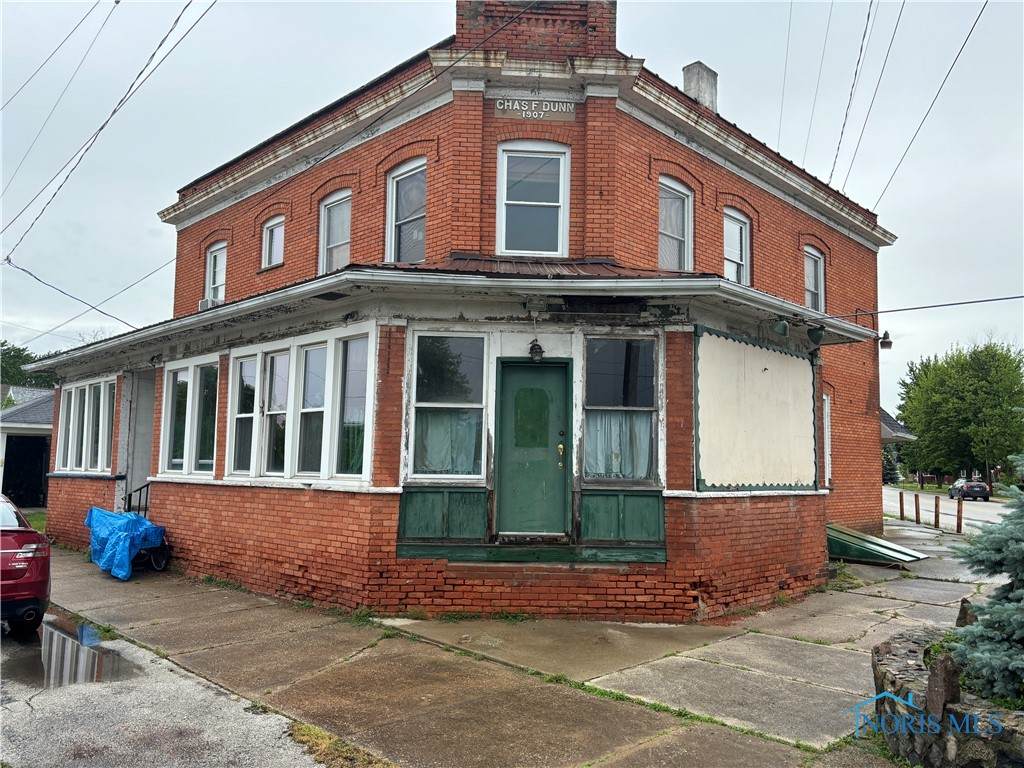 7150 Front Street - Photo 1