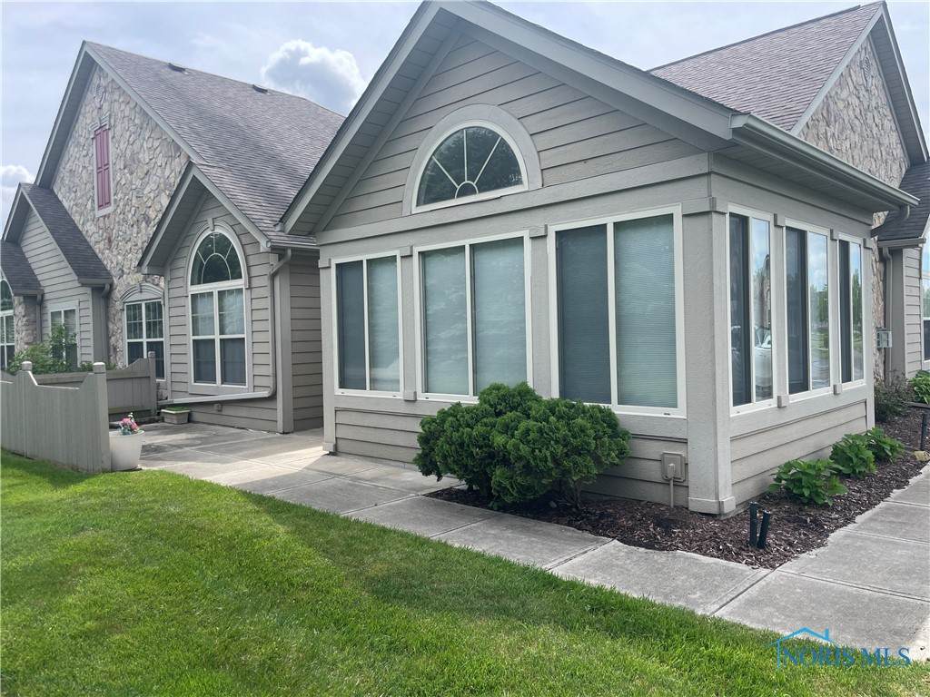 9847 Connor Lake Circle - Photo 1