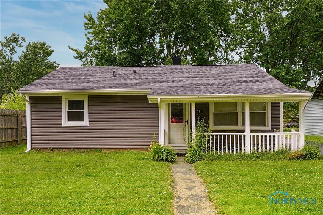 722 Circle Drive - Photo 1
