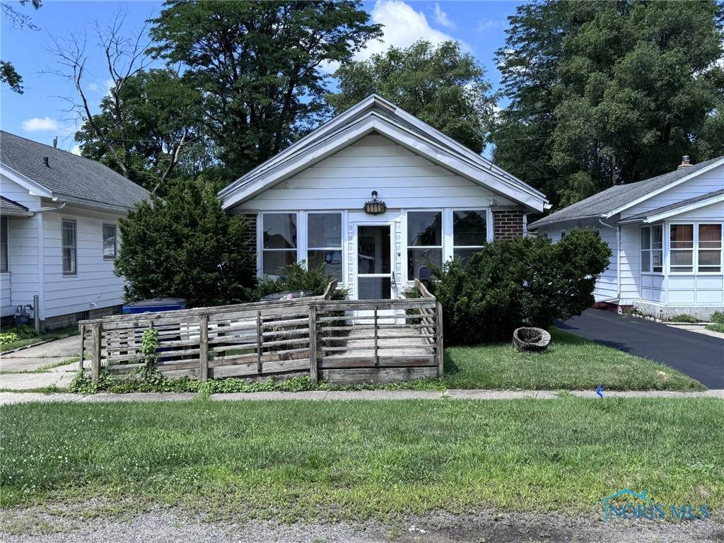 1119 Bowlus Avenue - Photo 1