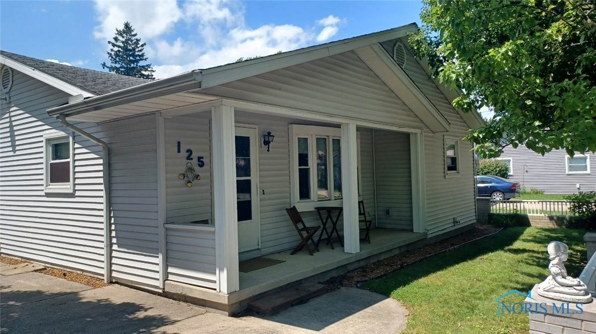 125 Oakwood Street - Photo 1