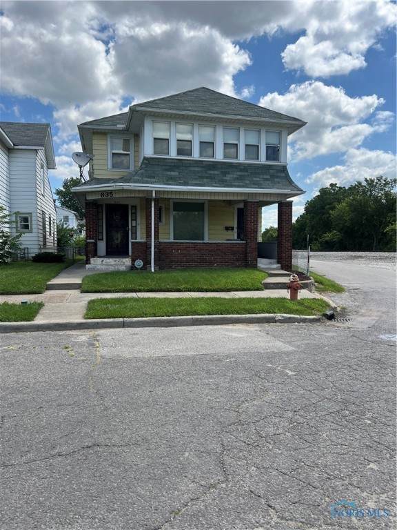 835 Stebbins Street - Photo 1