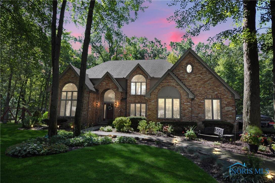 5957 Lynwood Court - Photo 1
