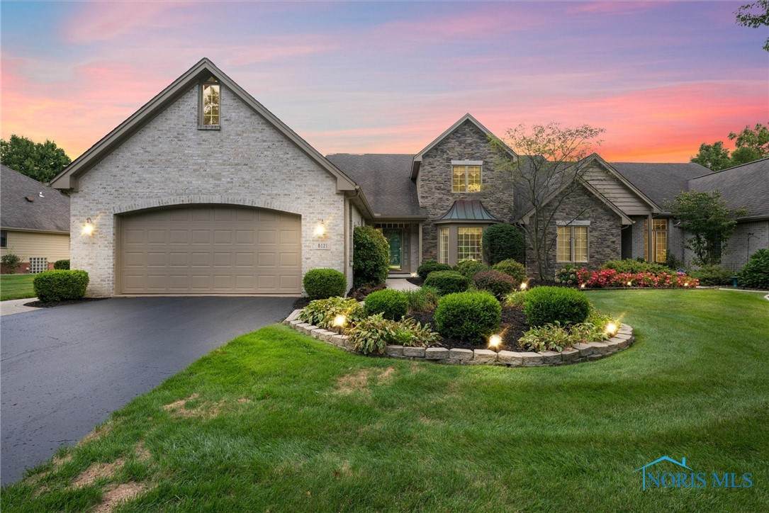 8121 English Garden Court - Photo 1