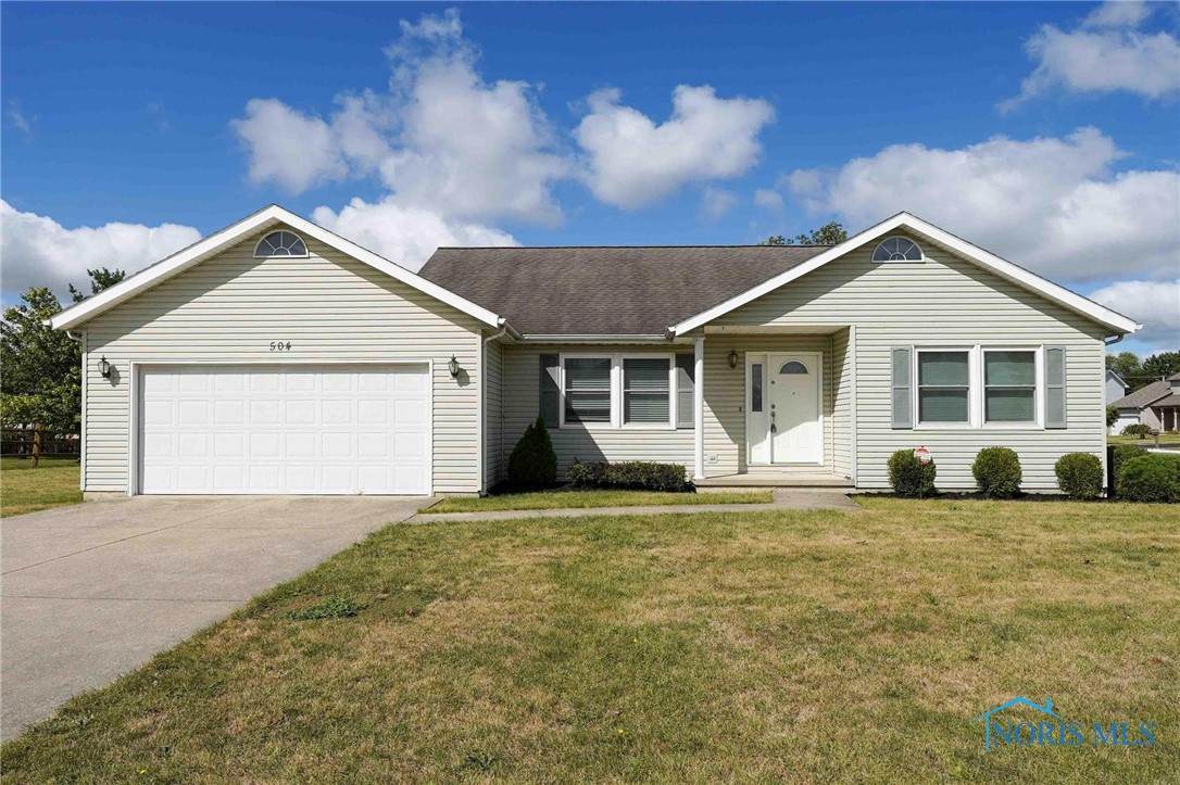 504 Hunters Creek Drive - Photo 1