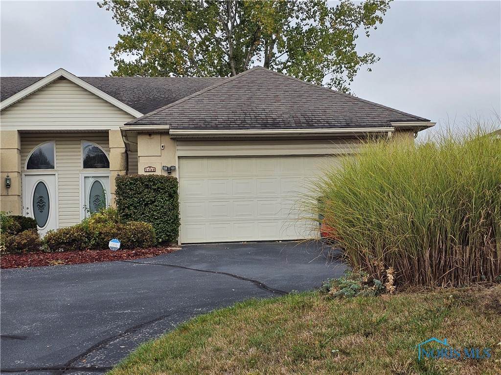 1023 Hilltop Lane - Photo 1