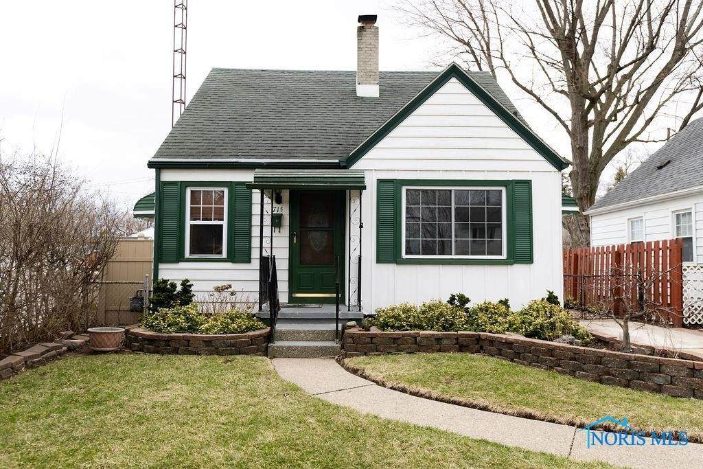 715 Gramercy Avenue - Photo 1