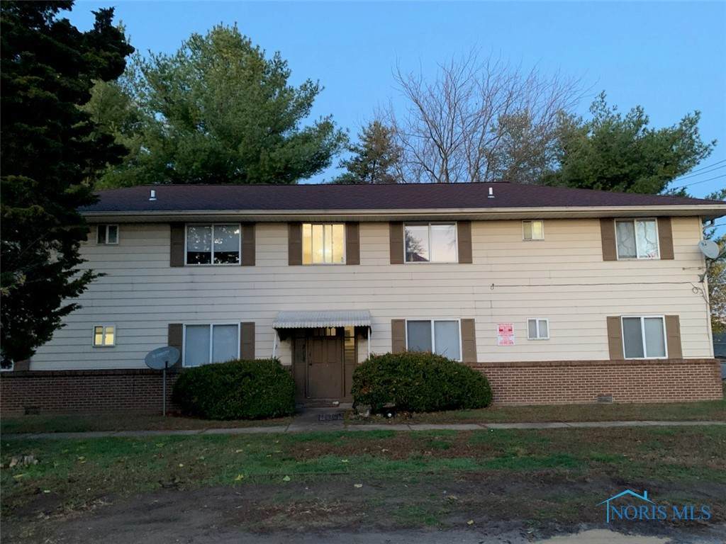 818 Spencer Street - Photo 1