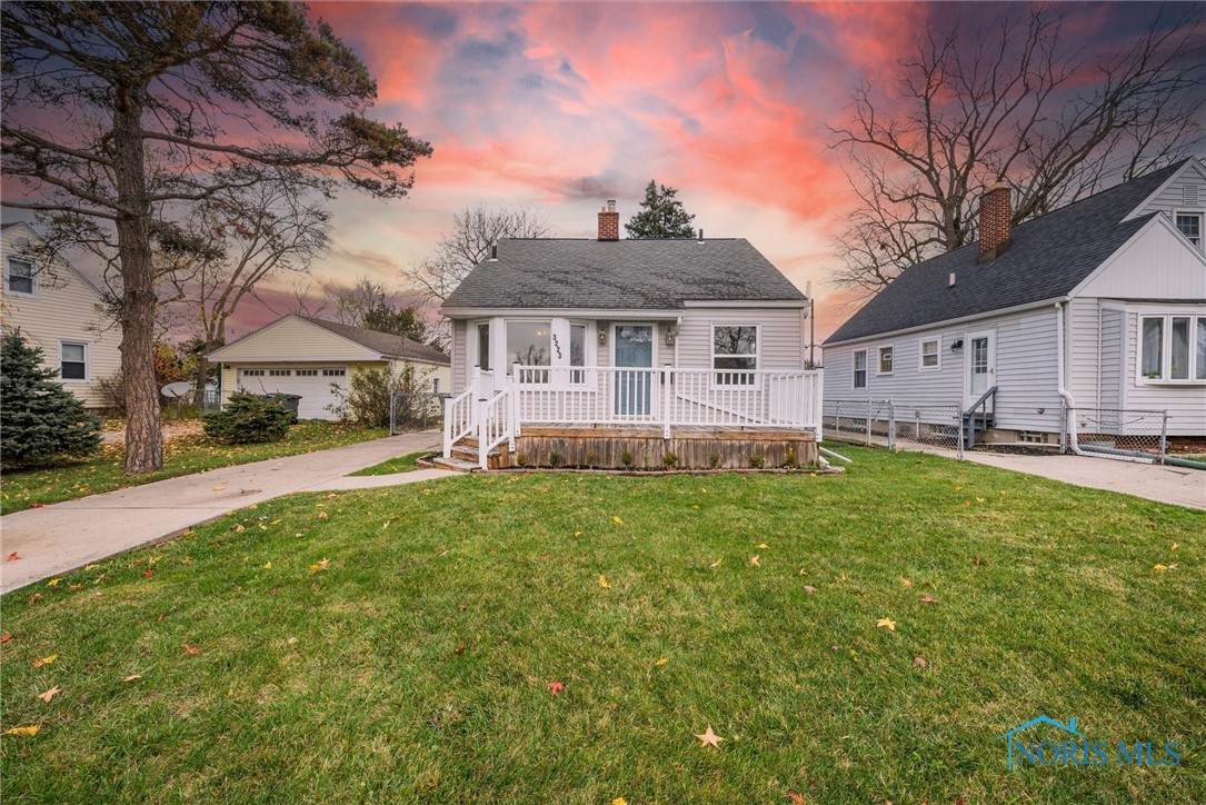 3223 Penrose Avenue - Photo 1