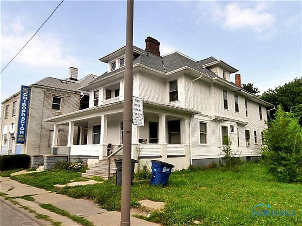 435 Broadway Street - Photo 1