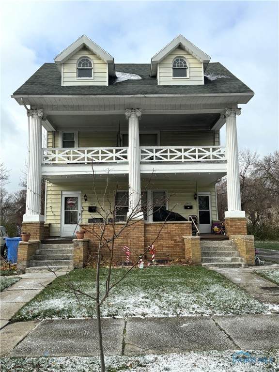 2447 Maplewood Avenue - Photo 1