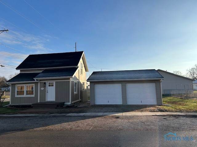 432 Williams - Photo 1