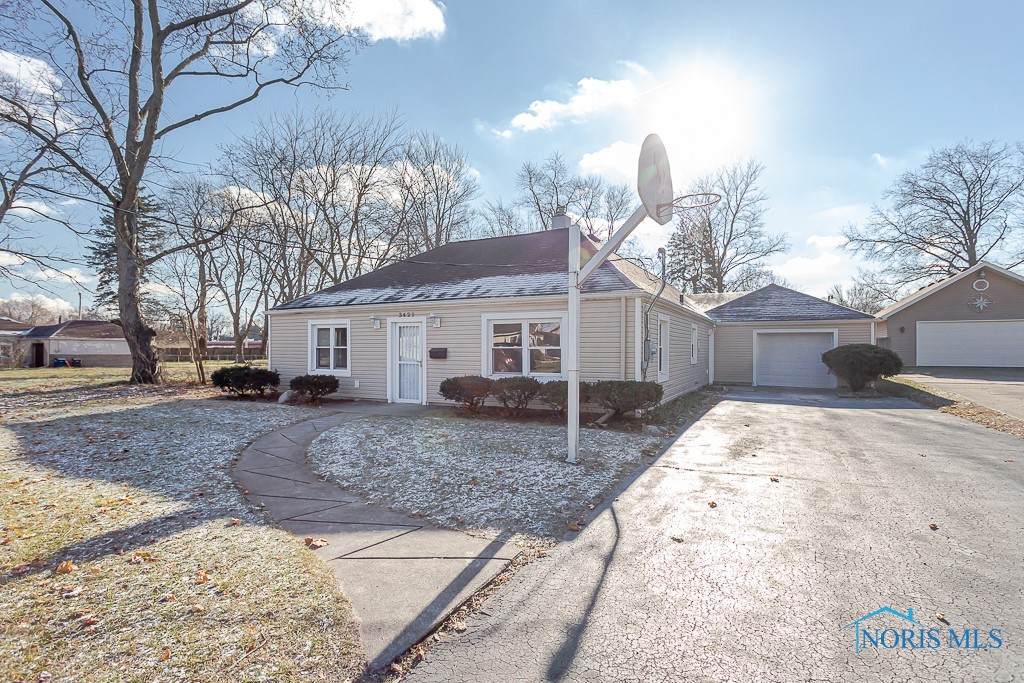 3421 Mcgregor Lane - Photo 1