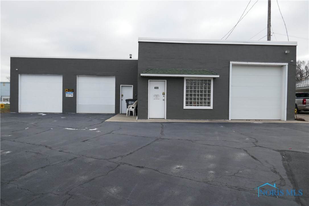 409 Miami Street - Photo 1