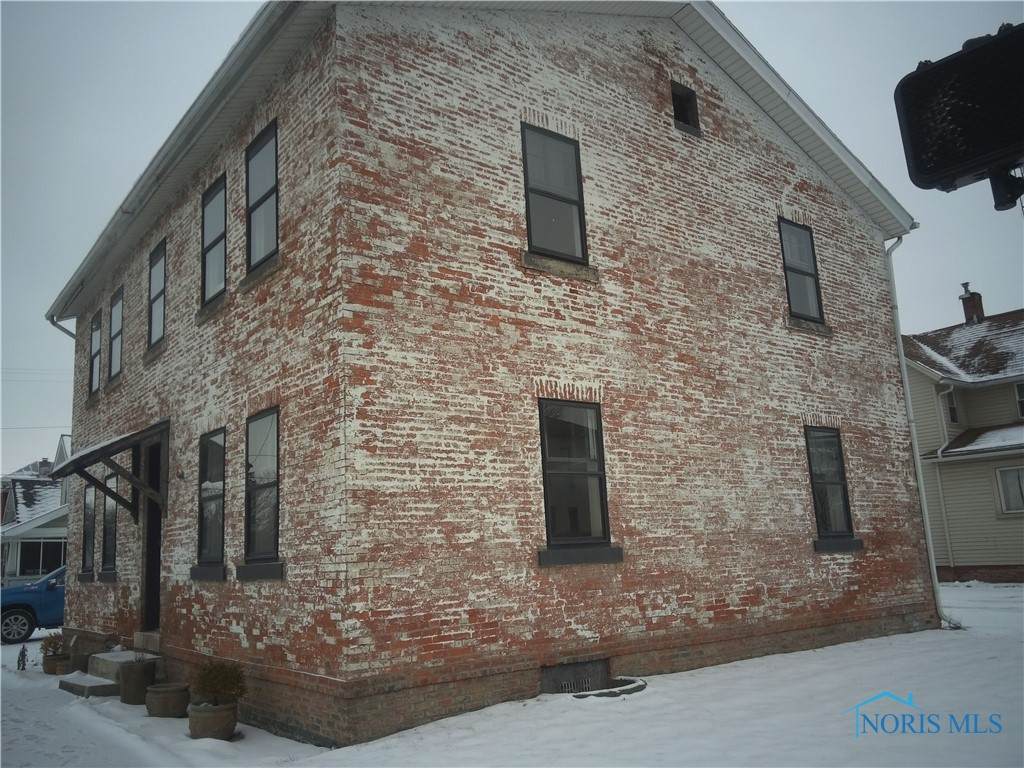 345 5th Street - Photo 1