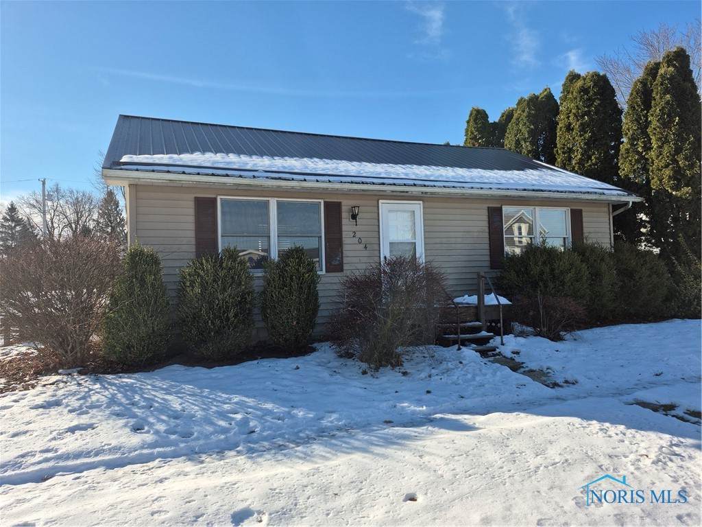 204 Walnut Street - Photo 1