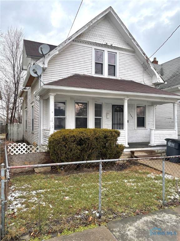 1343 Moore Street - Photo 1