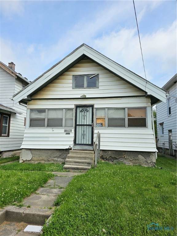 1303 Albert Street - Photo 1