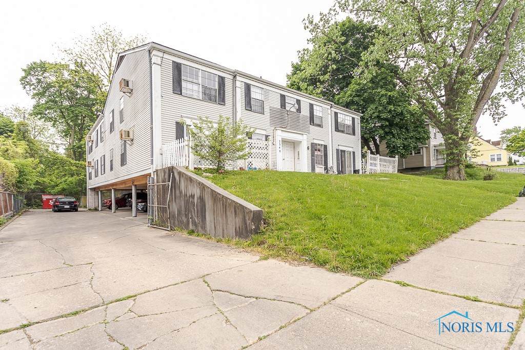 2340 Torrey Hill Drive - Photo 1