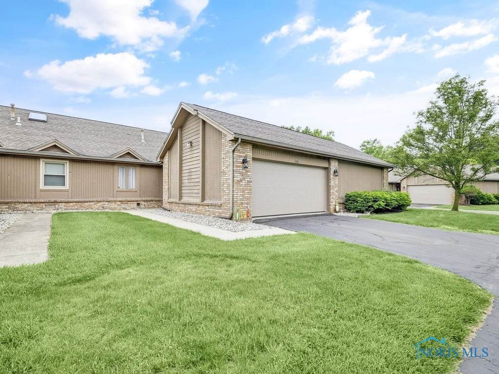 1104 Bernath Parkway - Photo 1