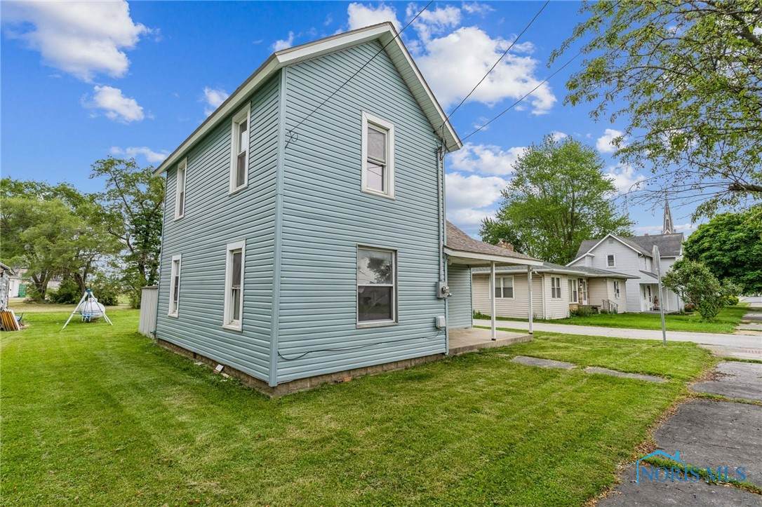 22856 Main Street - Photo 1