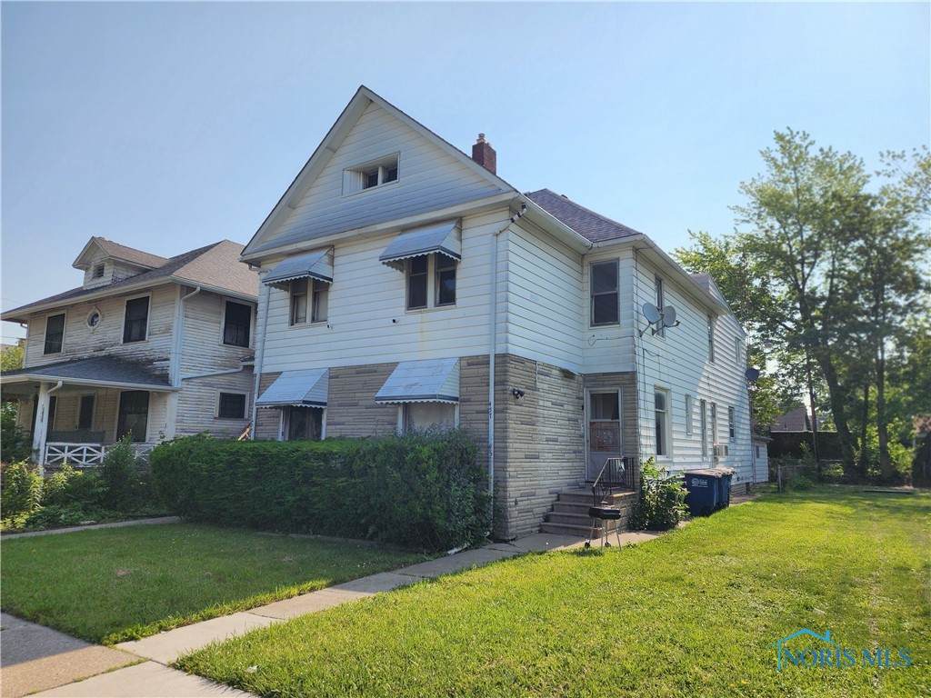 457 Parker Avenue - Photo 1