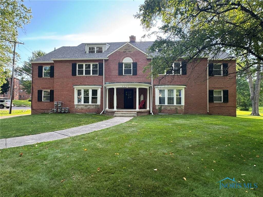 2237 Evergreen Road - Photo 1