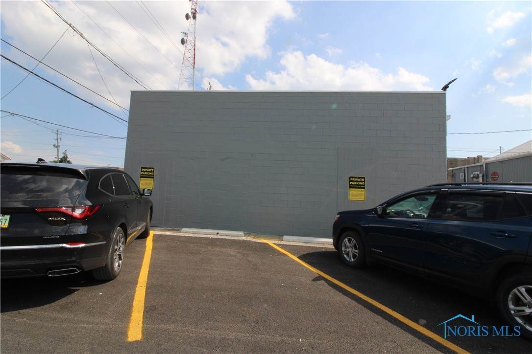 114 Perry Street - Photo 1