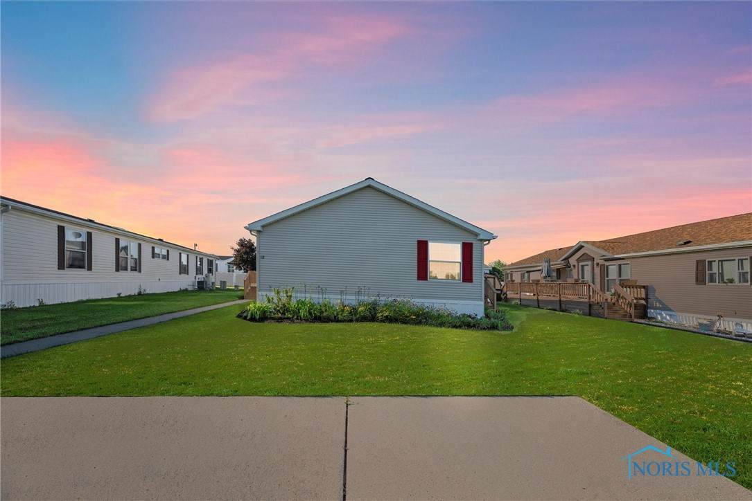 27484 Oregon Road - Photo 1