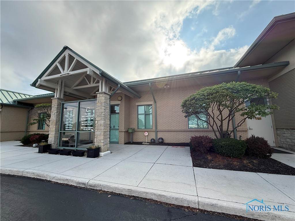 1725 Western Avenue - Photo 1