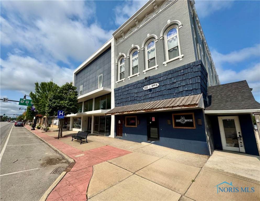 202 Clinton Street - Photo 1